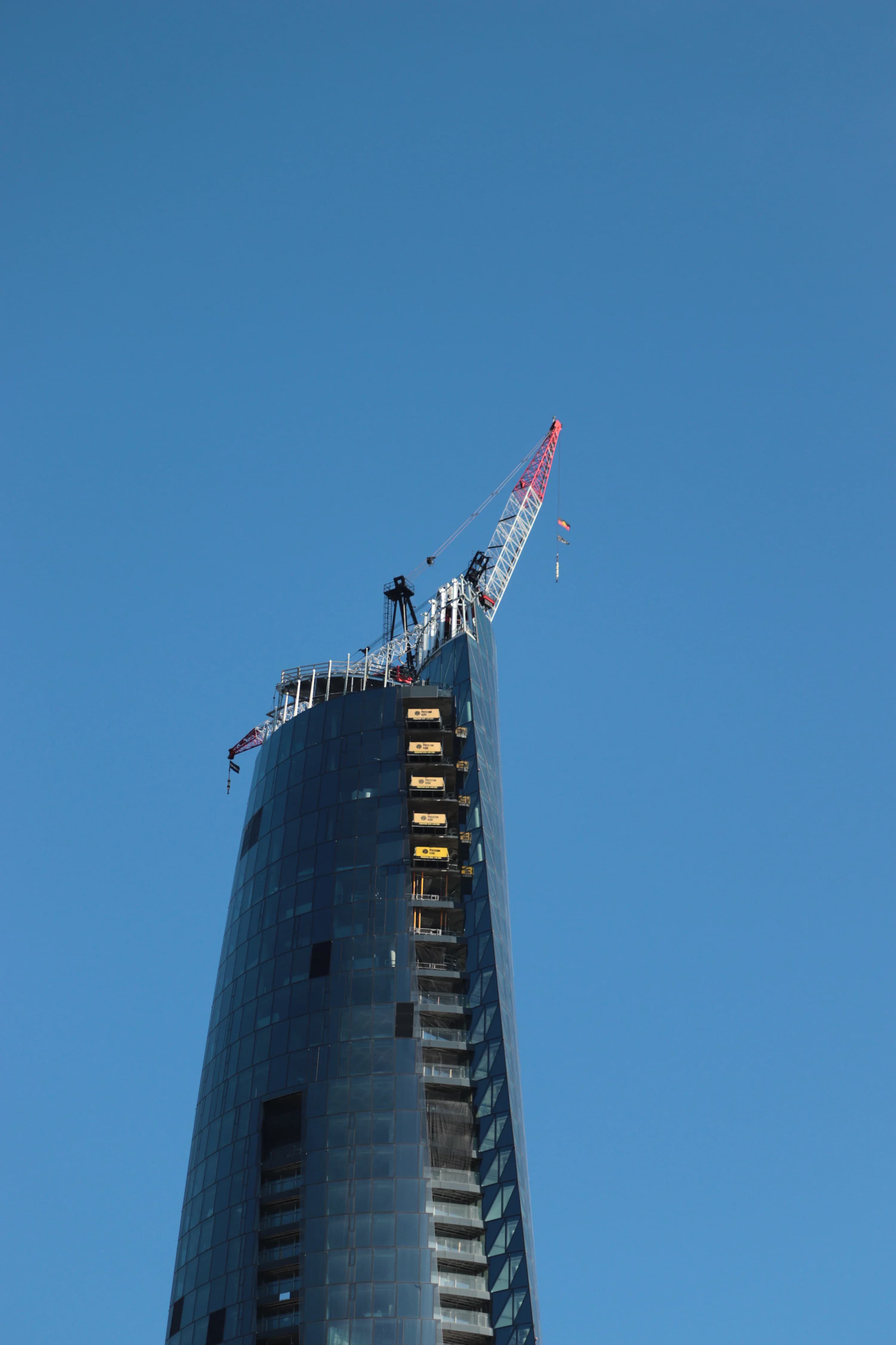 悉尼住宅建设工地与塔吊