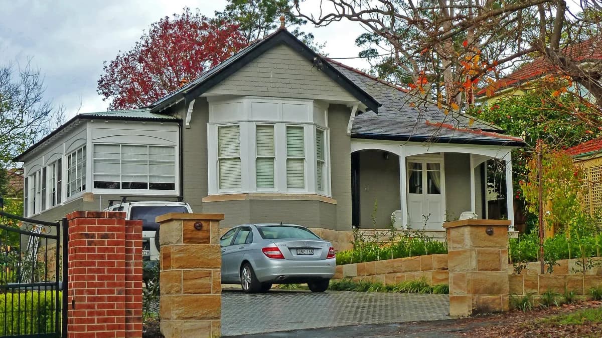 Upper North Shore Gordon 的绿荫成熟家庭住宅