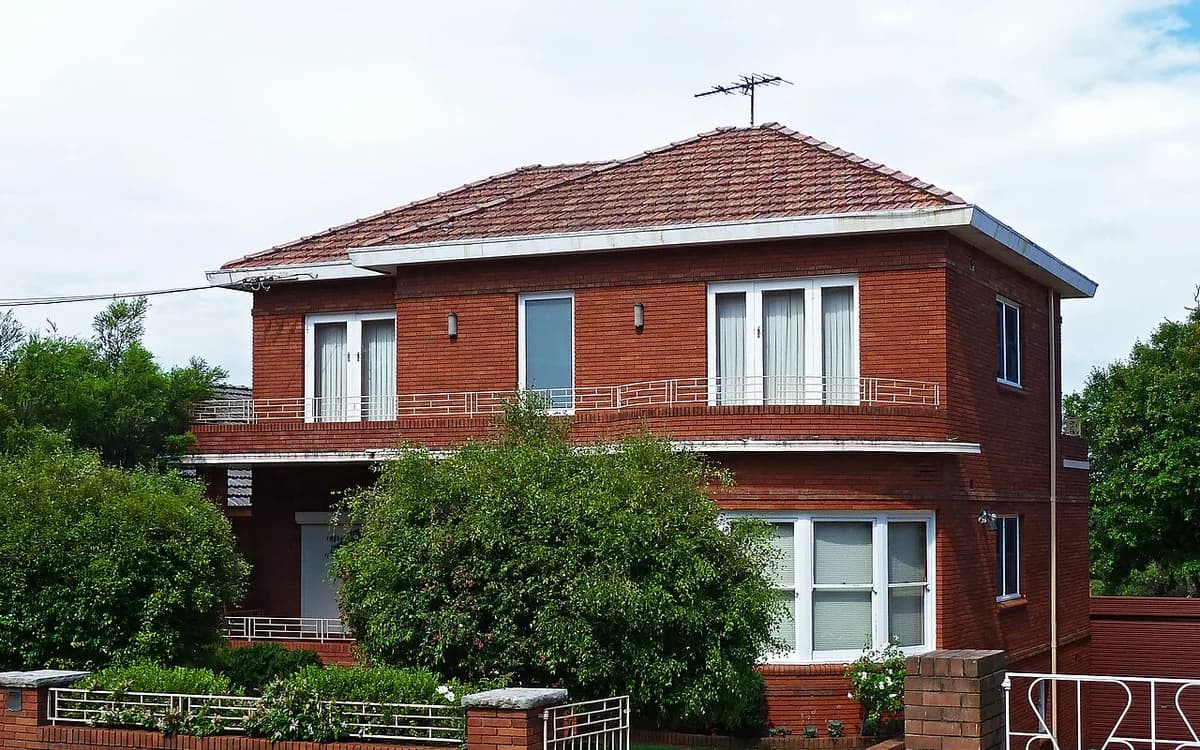 Residential house on Castle Street in Blakehurst