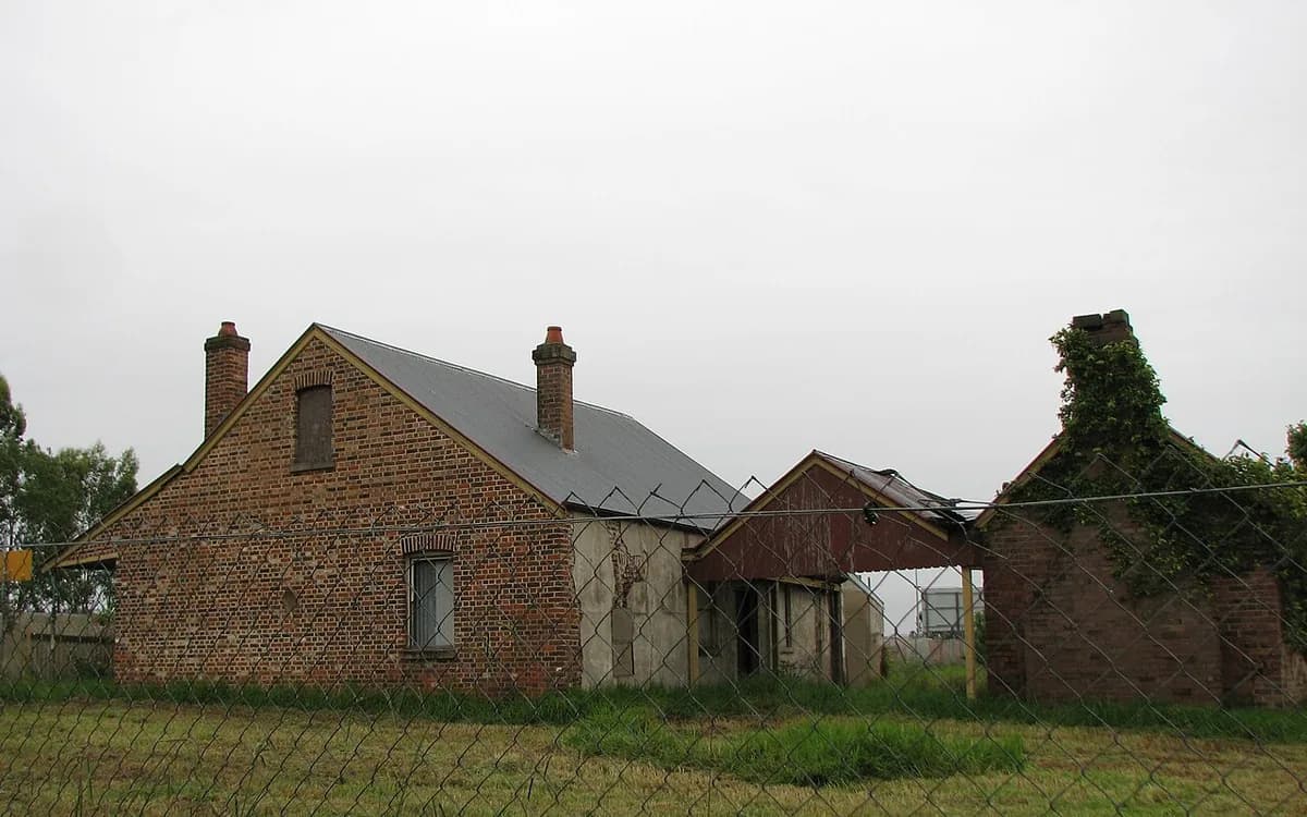 Historic Box Hill Inn property on Windsor Road