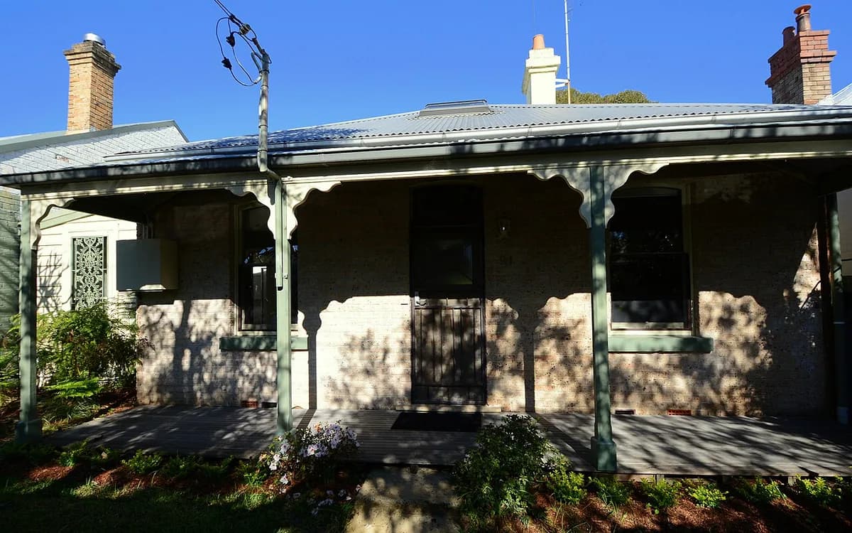 Residential property in Crows Nest, Sydney