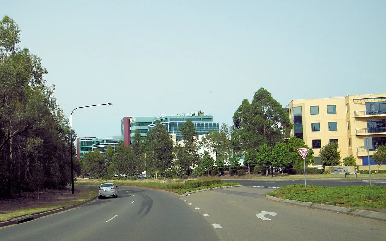 Norwest Boulevard streetscape